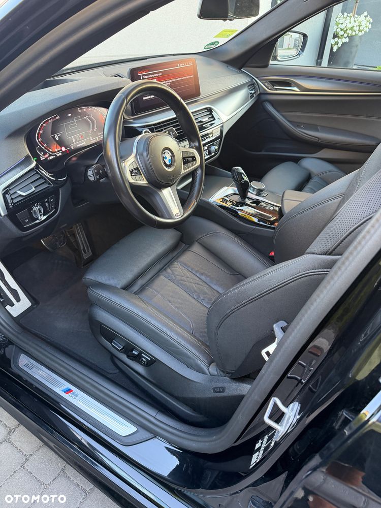 BMW Seria 5 520d M Sport sport - 6