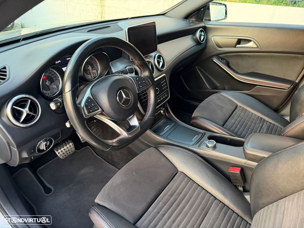 Mercedes-Benz CLA 200 - 4