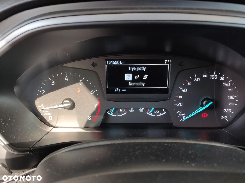 Ford Focus 1.0 EcoBoost Trend Edition - 24