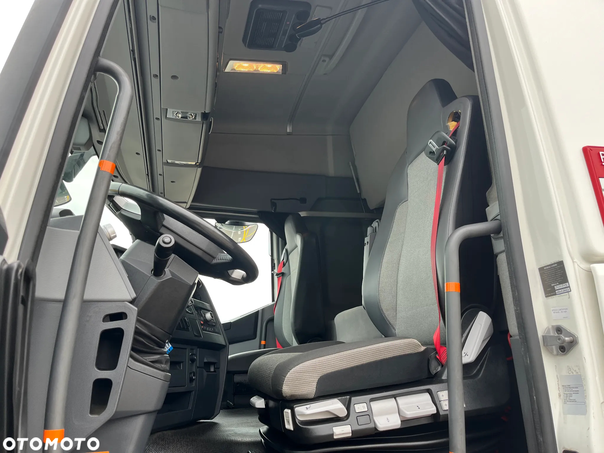 Renault T 480 - 6