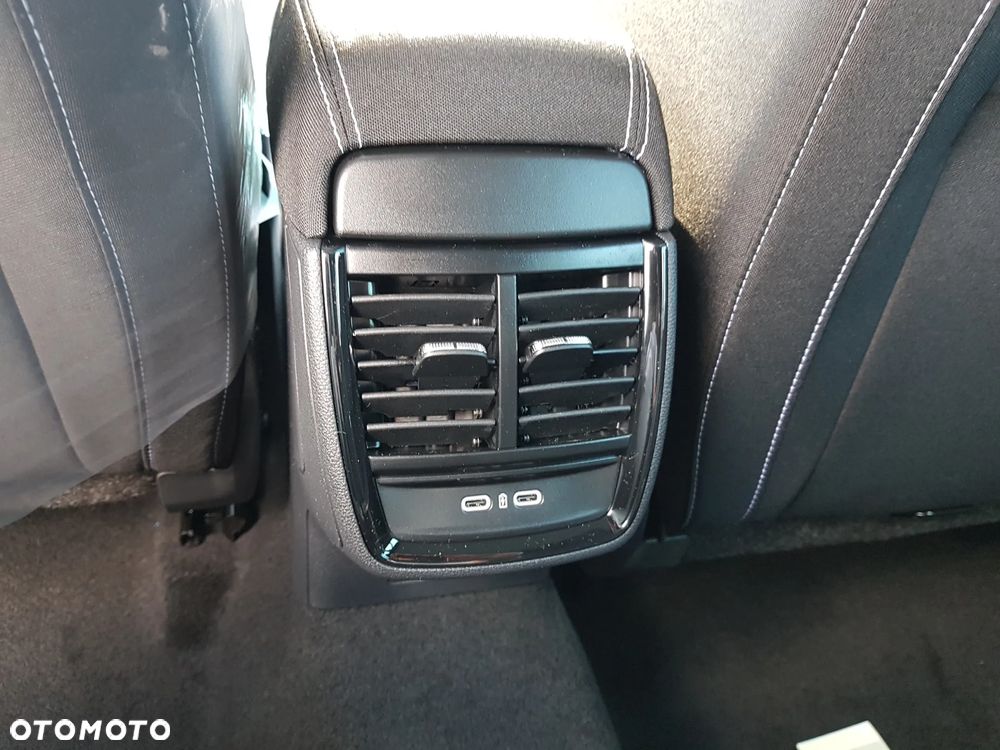 Skoda Kamiq 1.5 TSI Monte Carlo DSG - 15