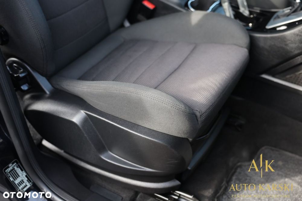 Ford S-Max - 36