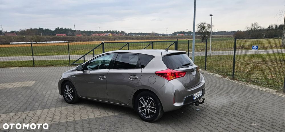 Toyota Auris 1.8 HSD Luna - 4