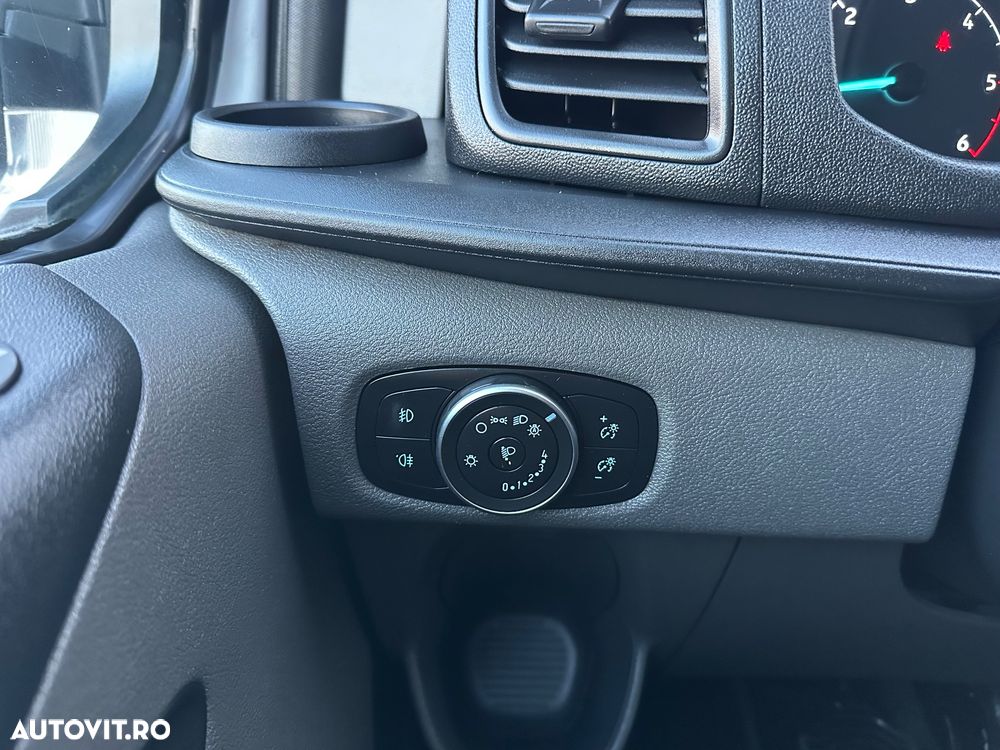 Ford Transit Custom L2H2 Trend Business - 24