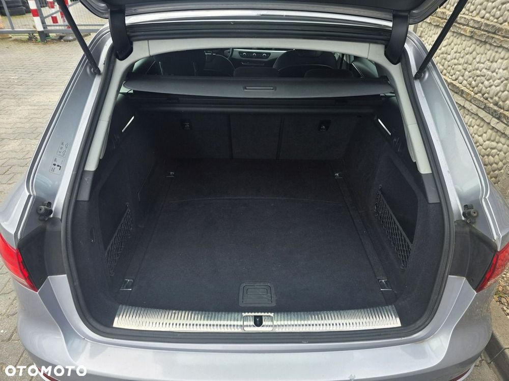 Audi A4 Avant 2.0 TDI - 29