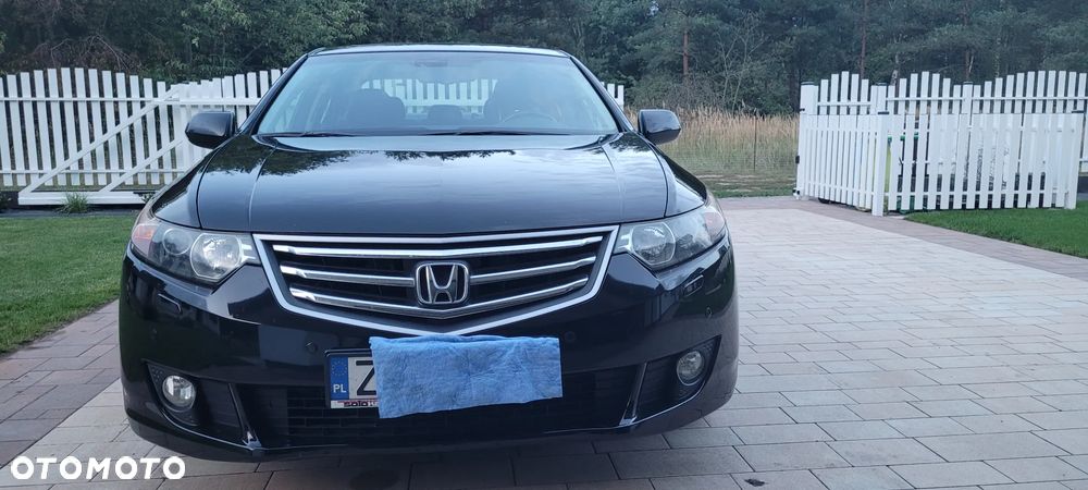 Honda Accord 2.0 Executive Navi - 1