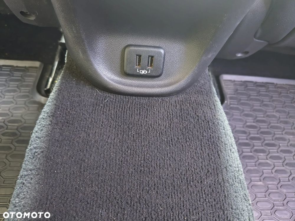 Opel Insignia - 29