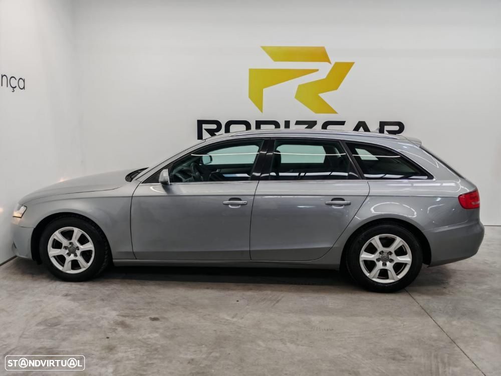 Audi A4 Avant 2.0 TDI Advance - 6
