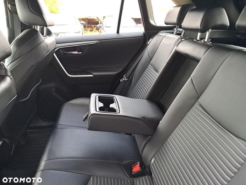 Toyota RAV4 2.5 Hybrid Black Edition by JBL 4x4 - 11