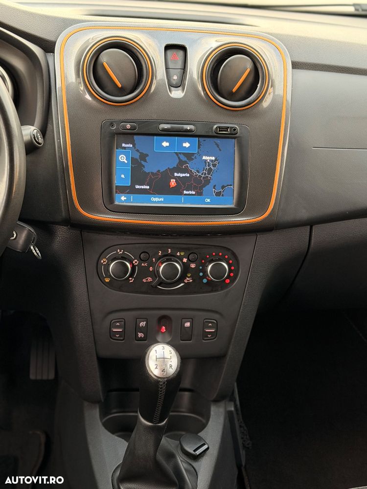 Dacia Logan Stepway 0.9 TCe - 25