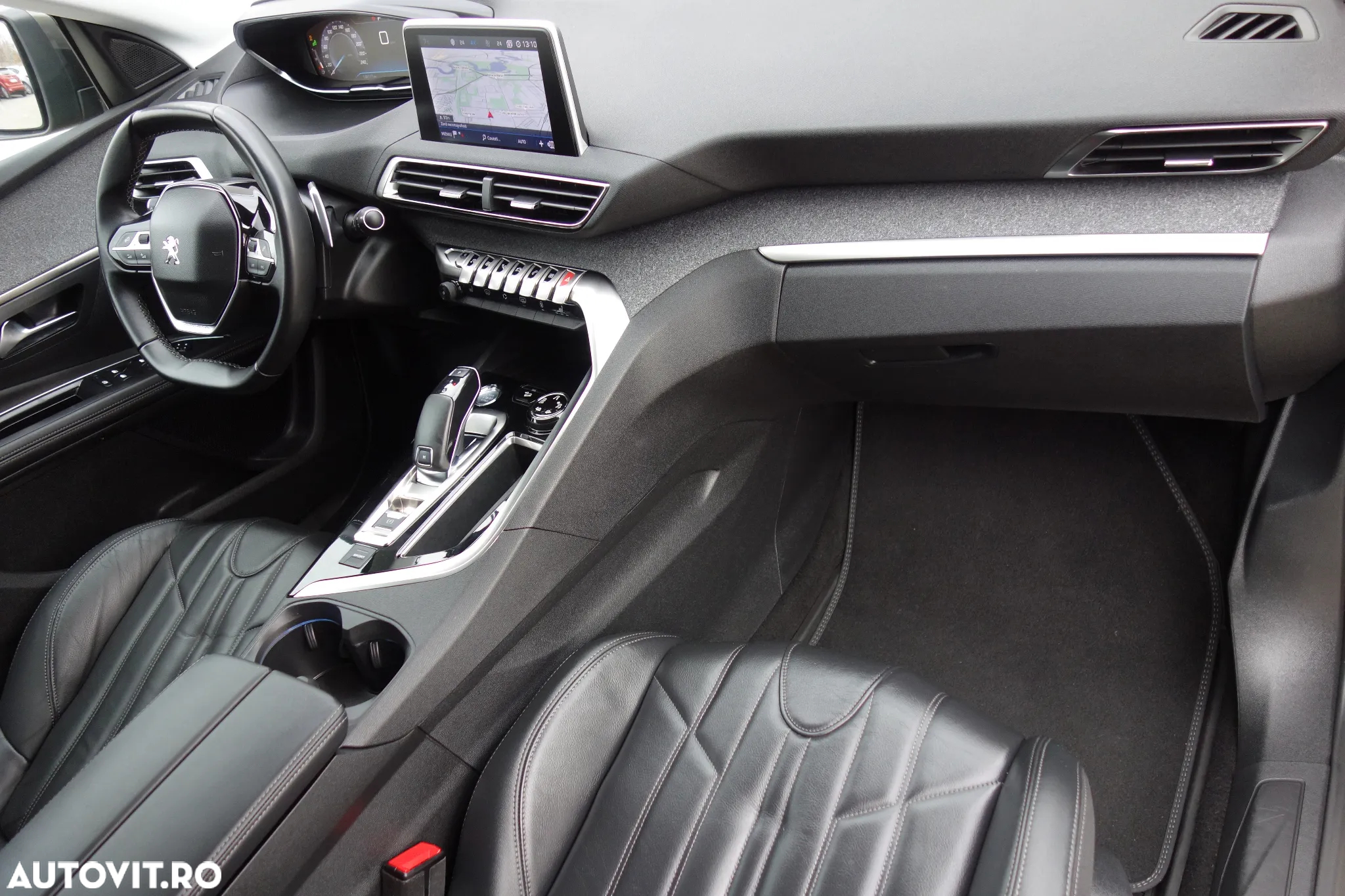 Peugeot 5008 1.6 Puretech Turbo s&s EAT8 Allure - 25