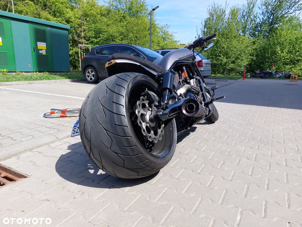 Harley-Davidson V-Rod Night Rod - 2