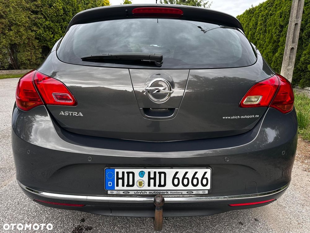 Opel Astra 1.4 Turbo - 4