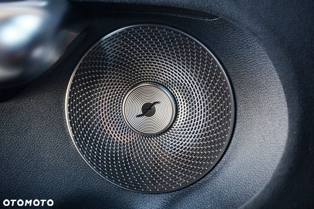 Mercedes-Benz CLA - 17