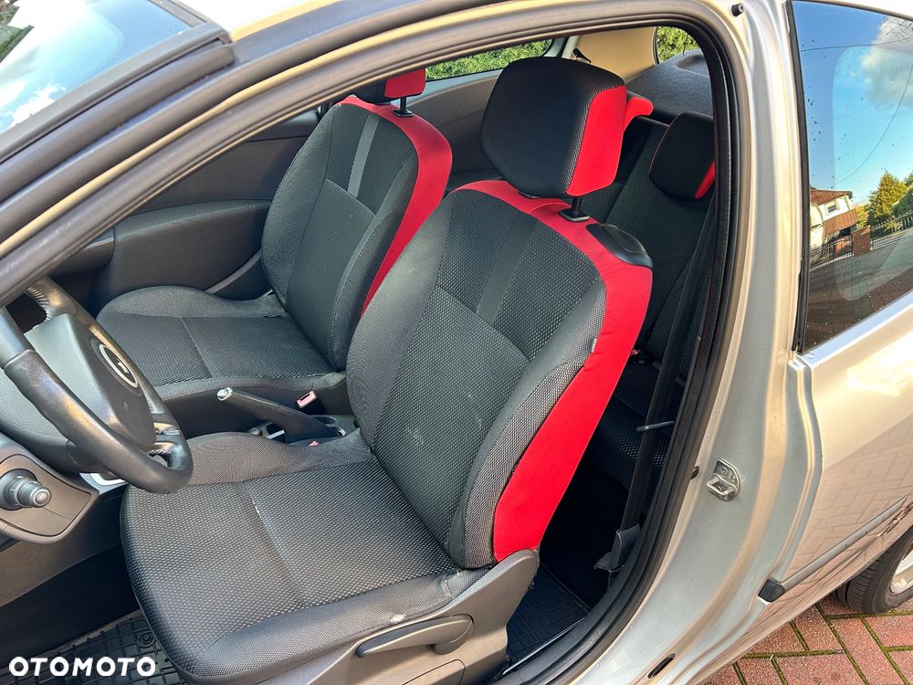 Renault Clio 1.2 16V Rip Curl - 10