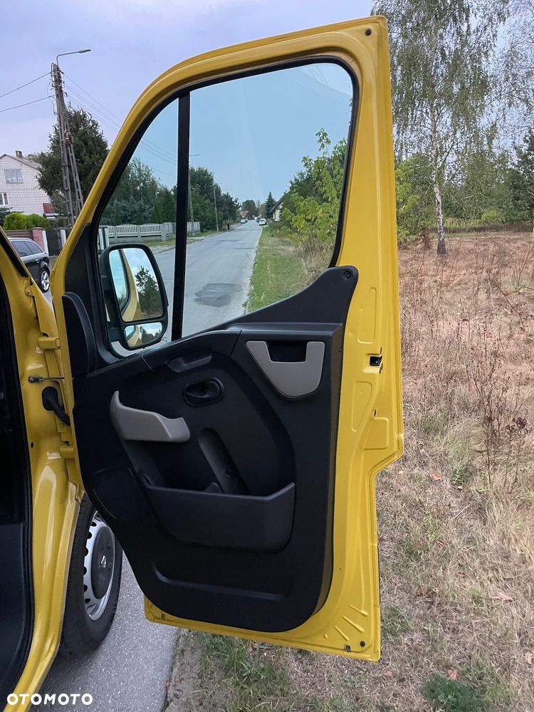 Renault Master - 25