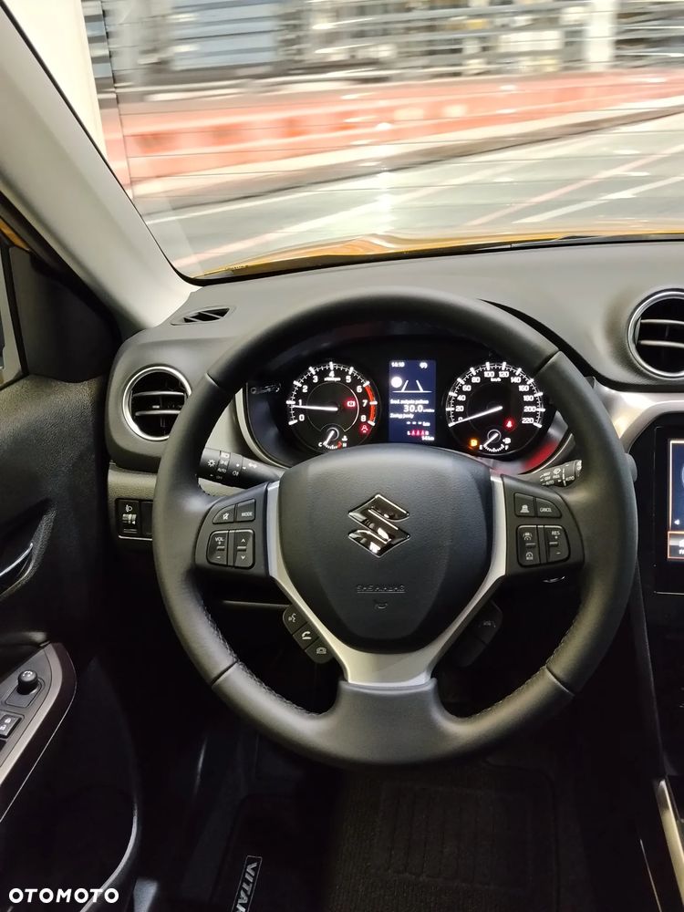 Suzuki Vitara 1.4 Boosterjet mHEV Premium Plus 2WD - 9