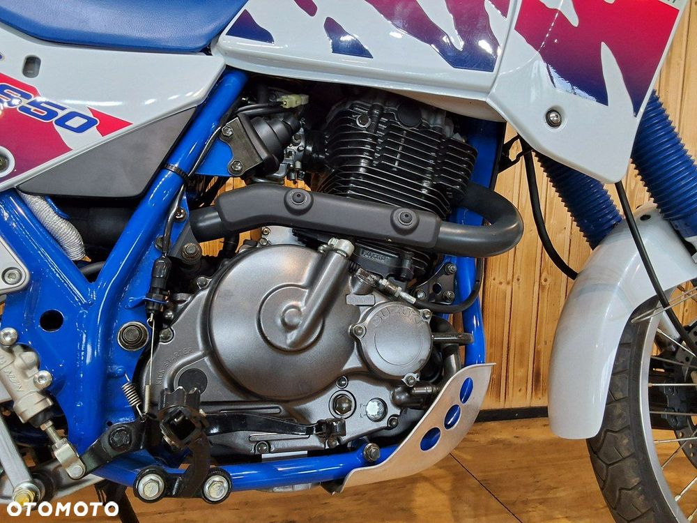 Suzuki DL - 6