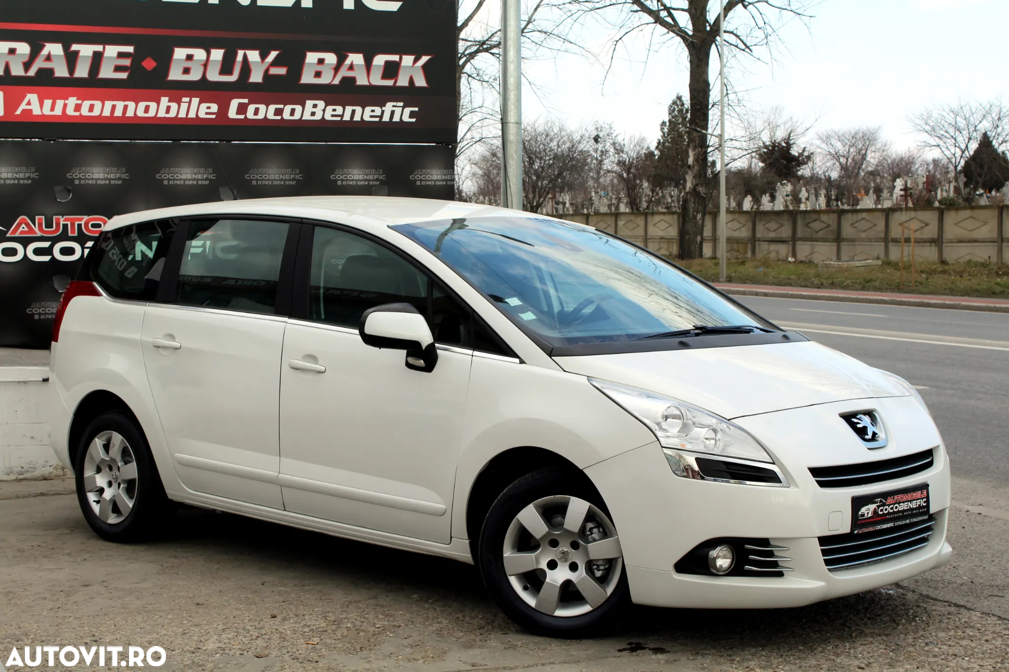 Peugeot 5008 HDI FAP 115 Allure - 4
