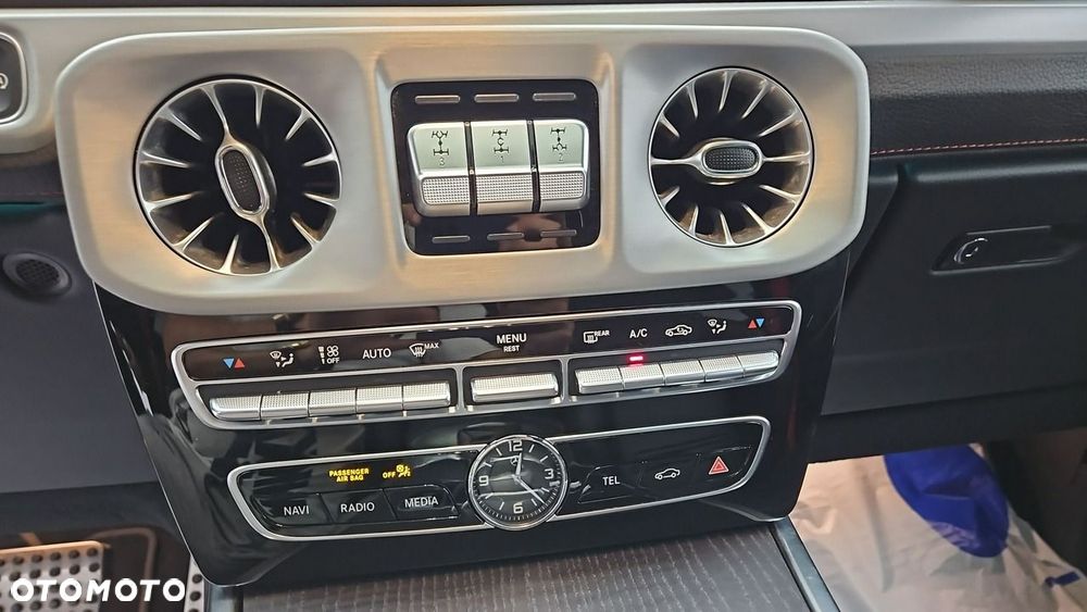 Mercedes-Benz Klasa G 400 d 9G-TRONIC - 19