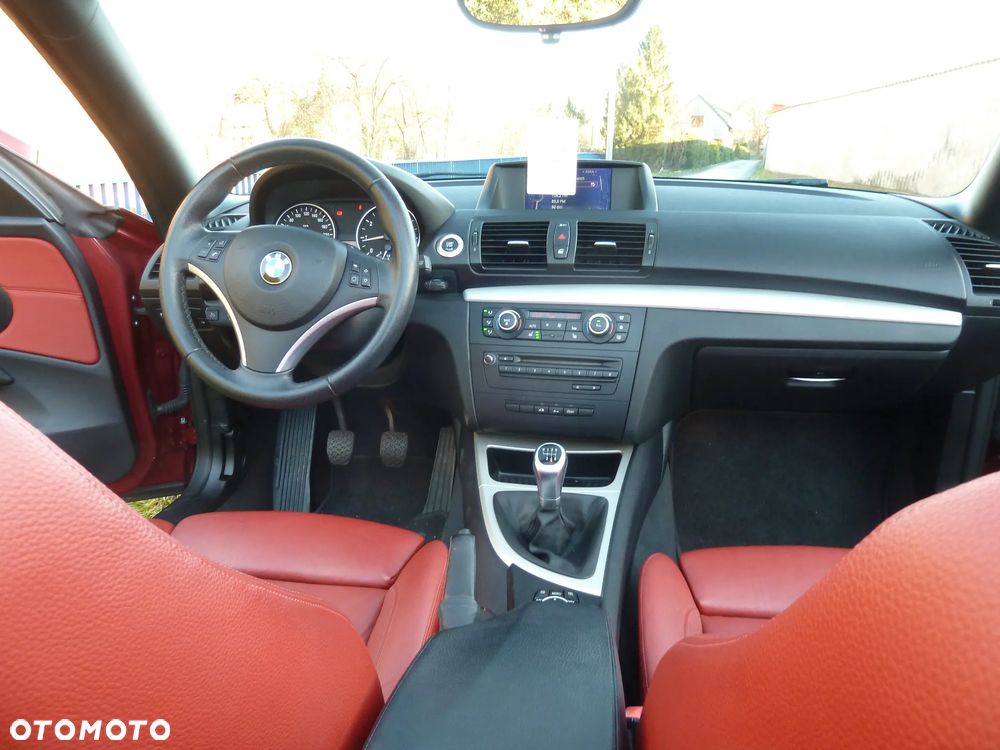 BMW Seria 1 118i - 11