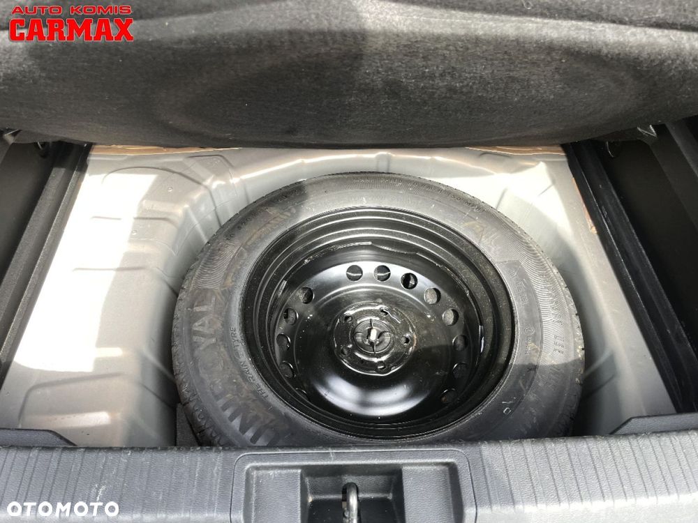 Renault Captur TCe 100 BUSINESS EDITION - 17