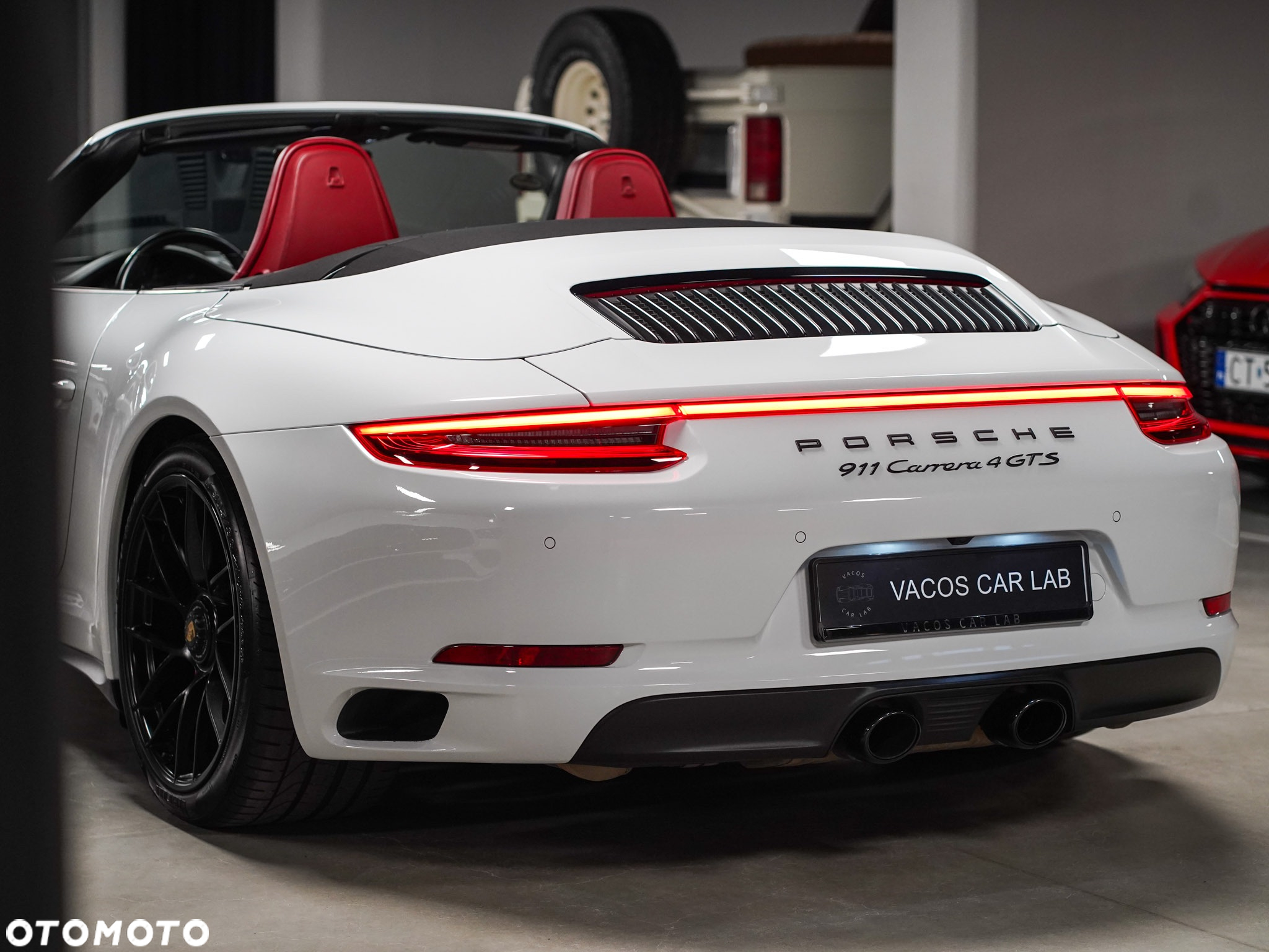 Porsche 911 Carrera 4 GTS PDK Cabrio - 39