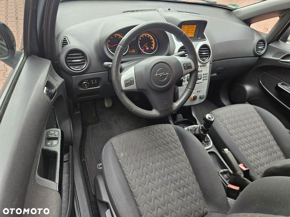 Opel Corsa 1.4 16V Active - 18