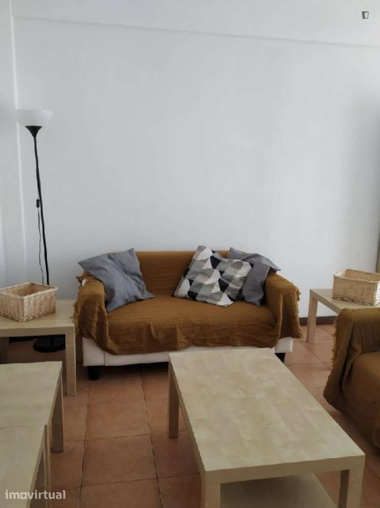 Quarto - localizado em Lumiar Lisbon - Grande imagem: 5/19
