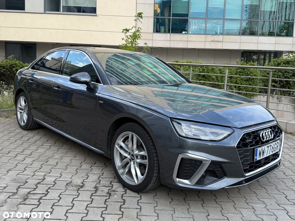 Audi A4 Limousine 45 TFSI mHEV Quattro S Line S tronic