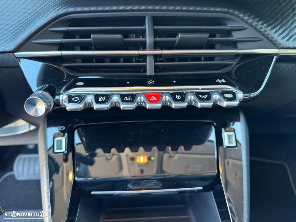 Peugeot 208 1.2 Hybrid Allure e-DCS6 - 24