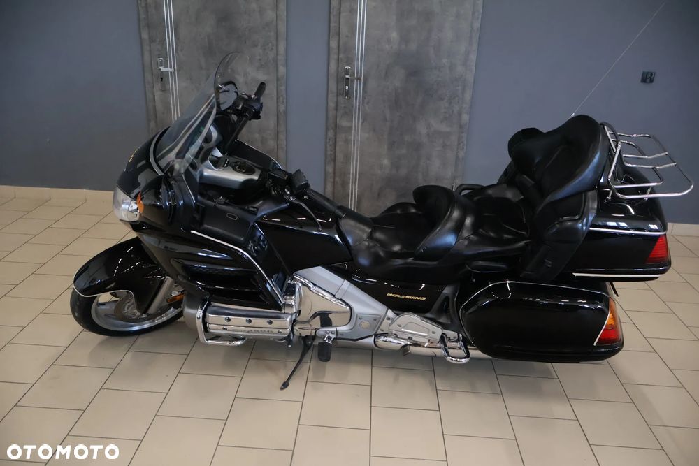 Honda GL - 16