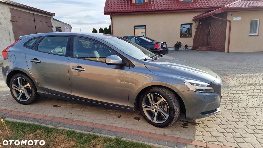Volvo V40 D2 Geartronic Momentum - 8