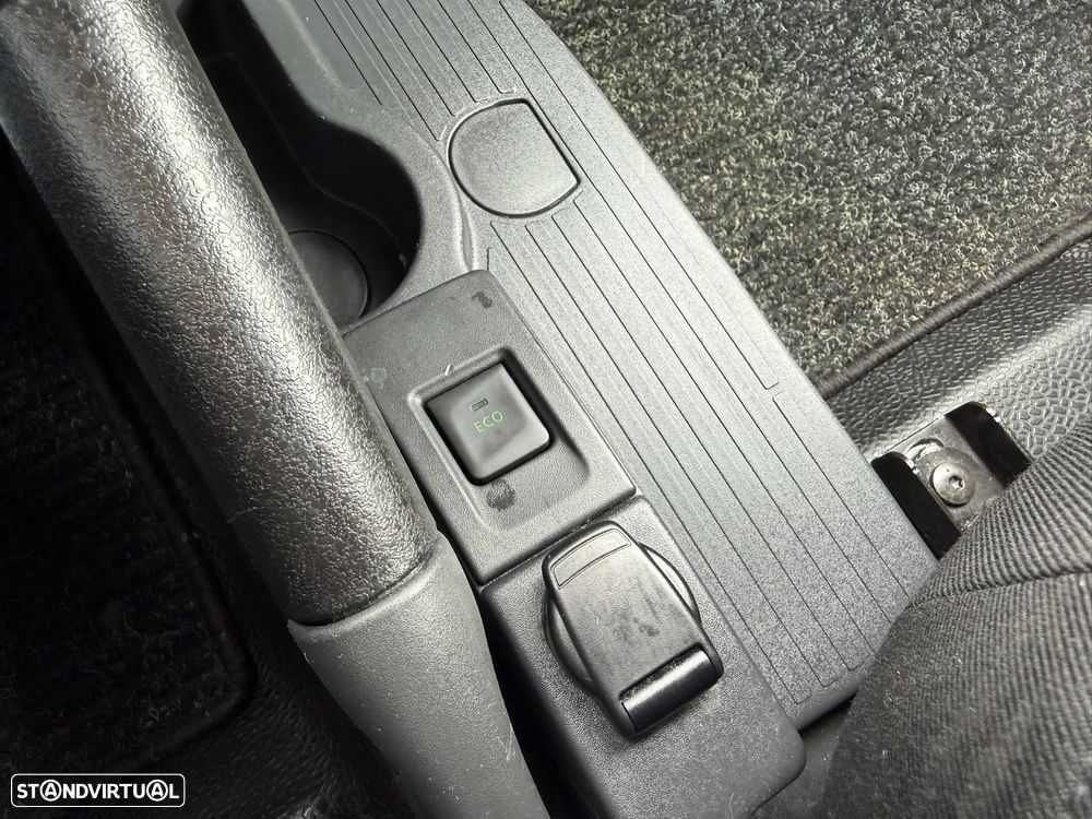 Renault Kangoo Maxi 3lug c/IVA deductivel Nacional - 14