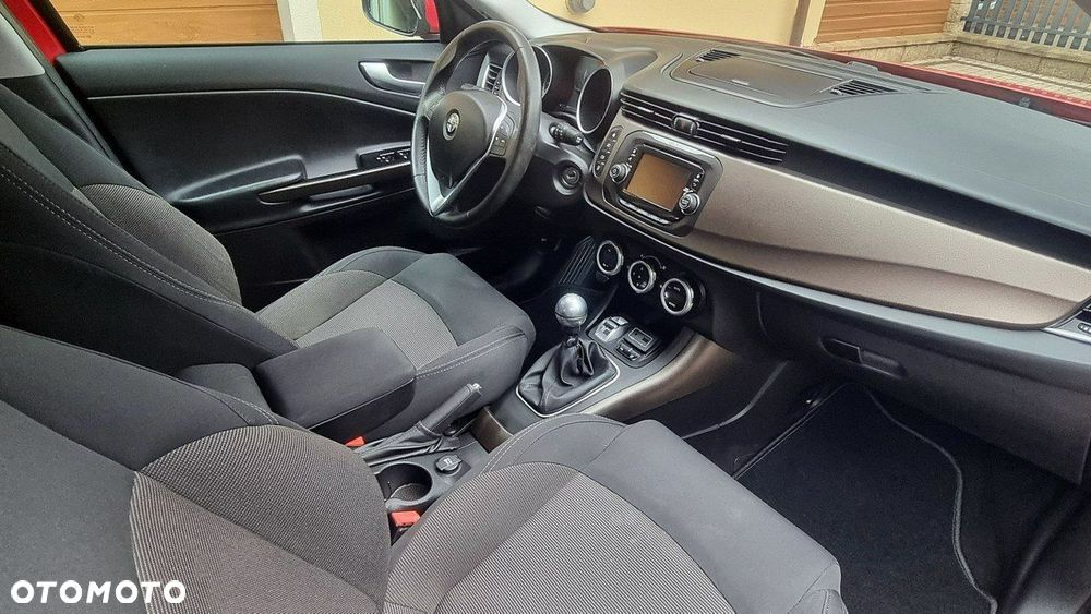 Alfa Romeo Giulietta - 13
