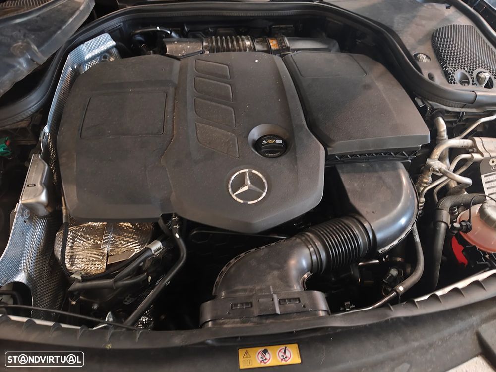 Mercedes-Benz E 300 de AMG Line - 27