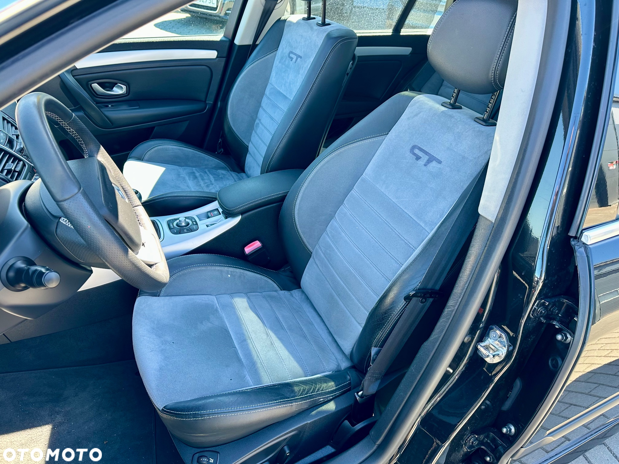 Renault Laguna Grandtour 2.0 dCi FAP GT - 18
