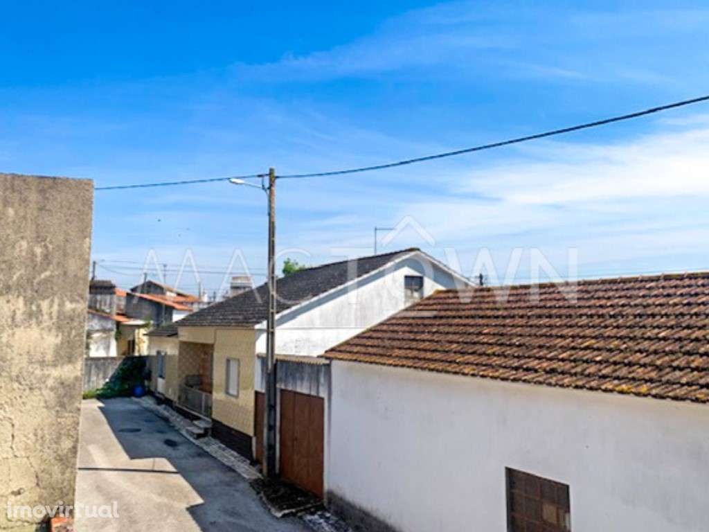 Transforme Esta Moradia no Seu Novo Projeto - Grande imagem: 3/25