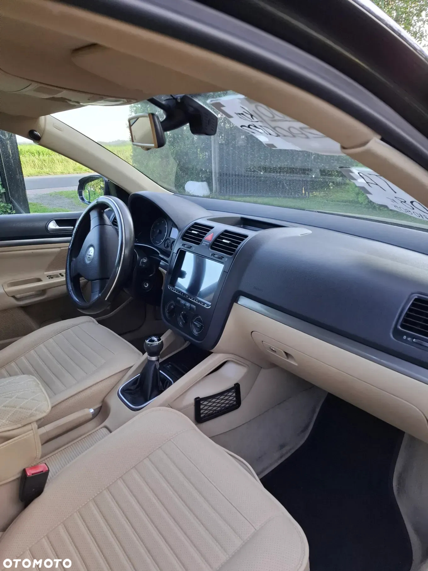 Volkswagen Jetta 1.9 TDI DPF BleuMot Comfortline - 10