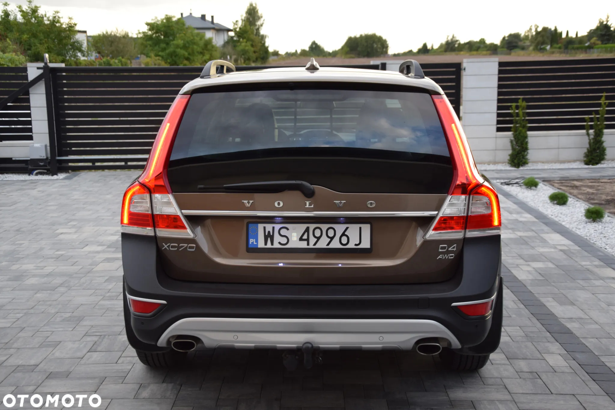 Volvo XC 70 2.4D AWD Momentum - 16
