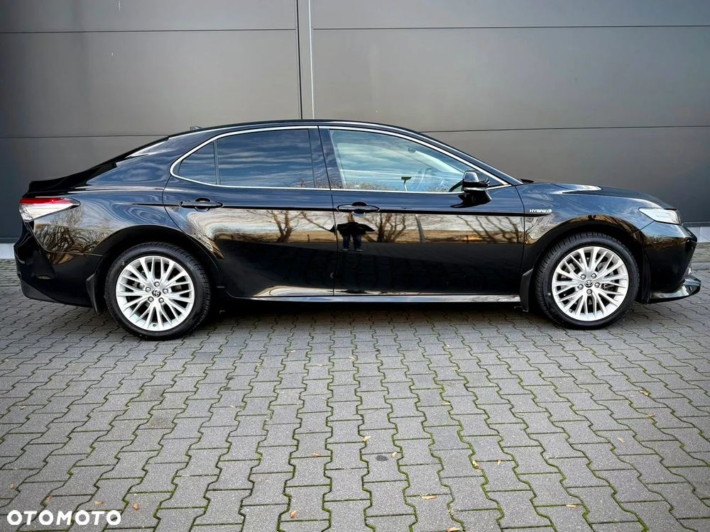 Toyota Camry 2.5 Hybrid Executive CVT - 4