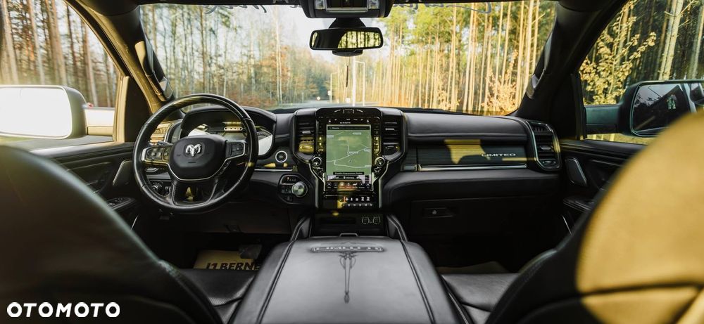 Dodge RAM 5.7 4x4 - 3