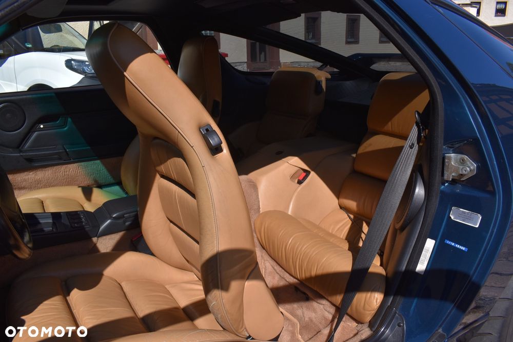Porsche 928 - 24