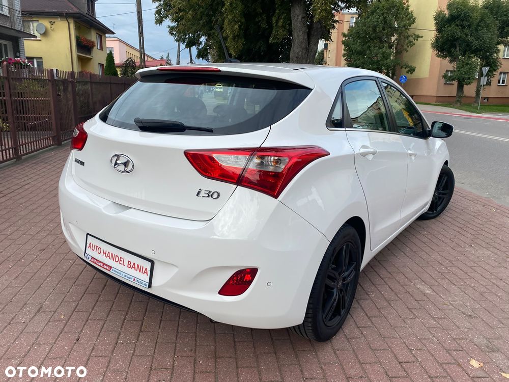 Hyundai i30 1.6 Trend - 30