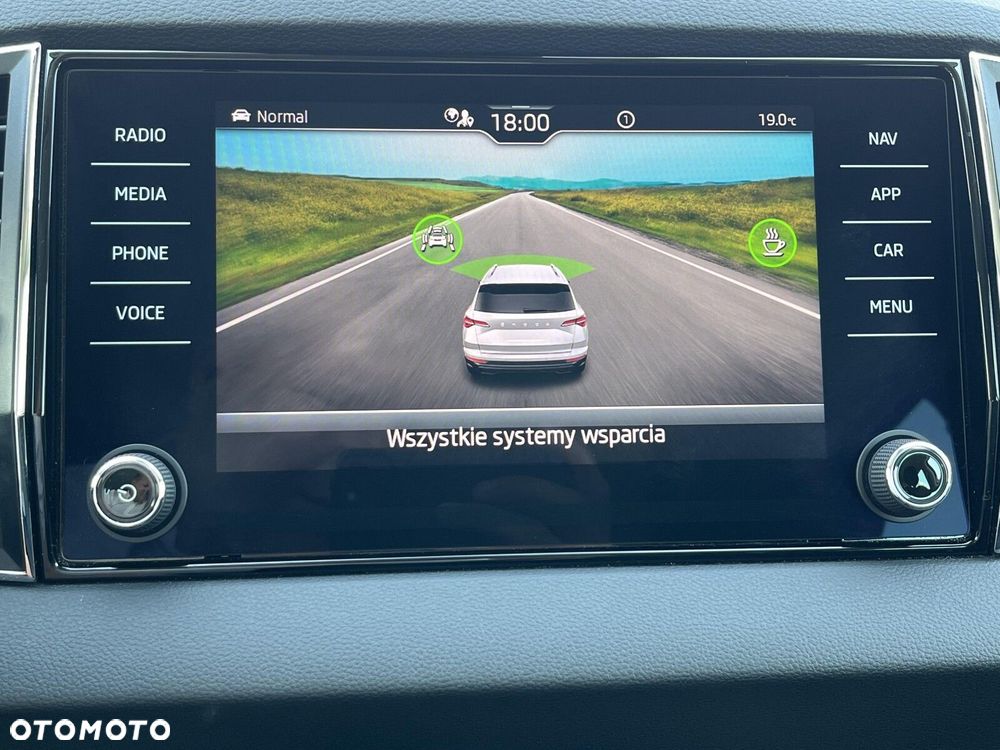 Skoda Karoq 1.5 TSI ACT Style DSG - 19