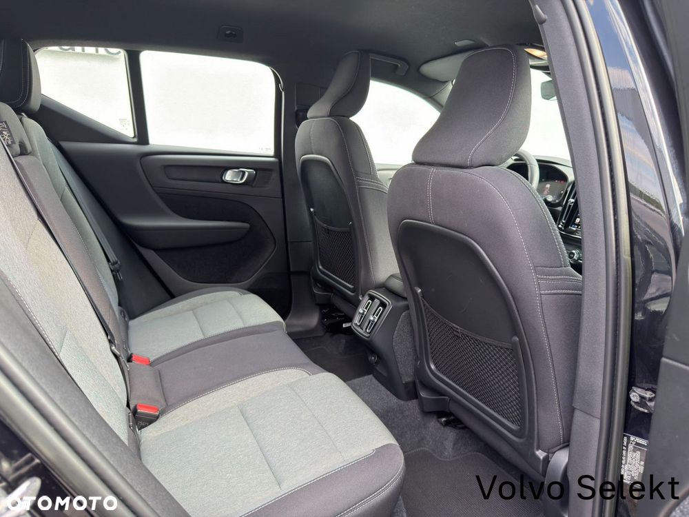 Volvo XC 40 - 30