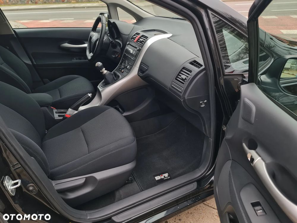 Toyota Auris 1.33 VVT-i Life - 36