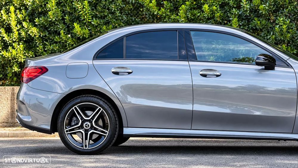 Mercedes-Benz A 250 Limousine e 8G-DCT AMG Line - 10