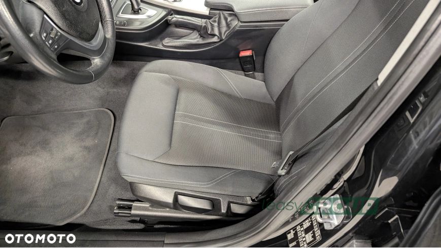 BMW Seria 3 318i - 19