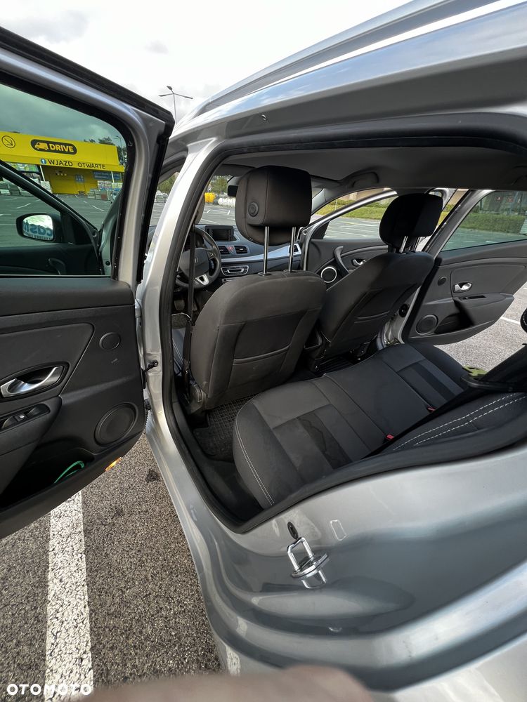 Renault Megane TCe 130 Dynamique - 13